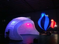 עיצוב מושלם לבן Inflatable לונה אוהלים עם אור LED במחיר המפעל